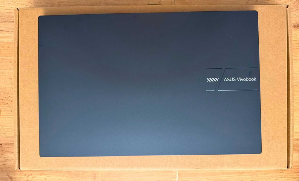Laptop ASUS Vivobook 15 X1504VA, Intel Core 5 120U pana la 5.0GHz, 15.6'', Full HD, IPS, 16GB DDR5 RAM, 512GB SSD, Intel® Graphics, No OS,  NOU