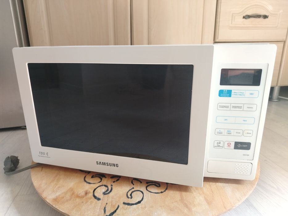 Микроволновая печь