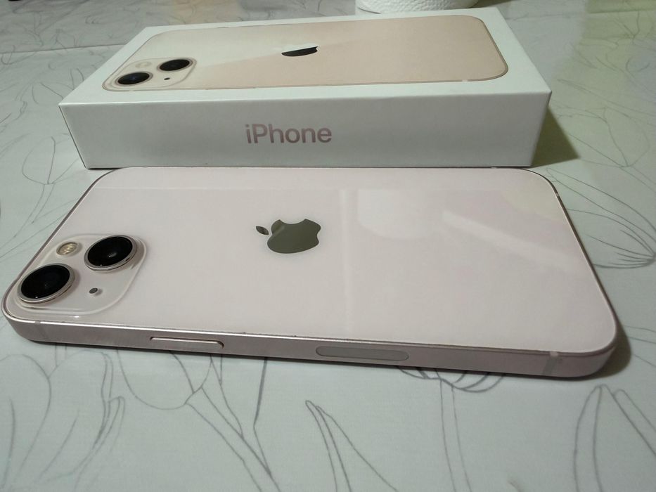 Айфон 13 128 ГБ розовый