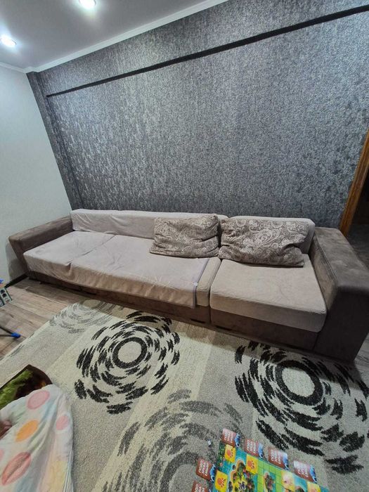 Продам диван мягкий