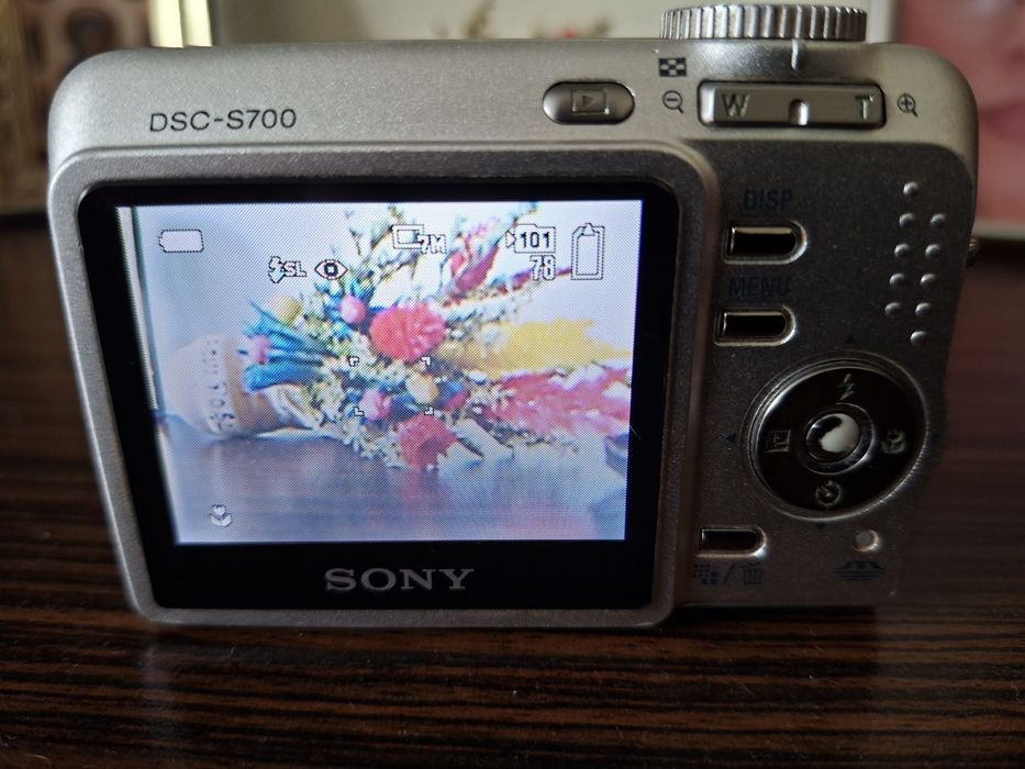 Aparat foto compact Sony DSC S 700
