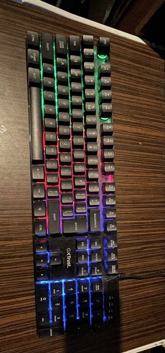 Vad casti,  boxe , tastatura mouse 200 de lei negociabil