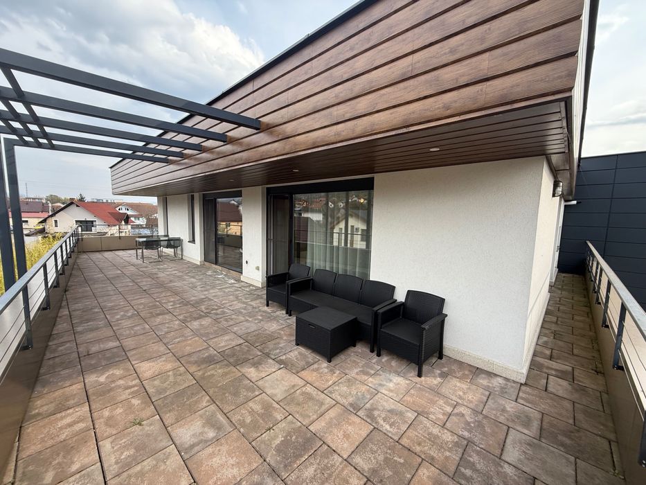 Apartament de închiriat 3 camere