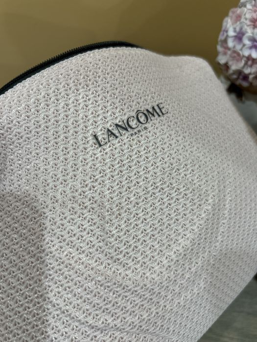 Козметична чанта Lancome