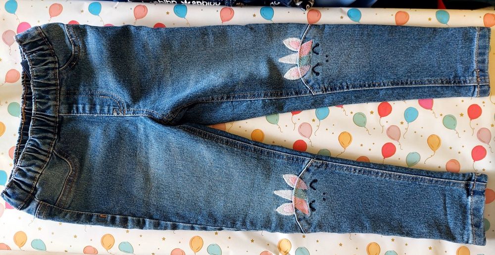 Детски дънки за 5 год