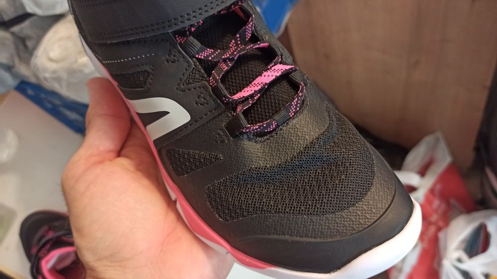 Маратонки за момиче