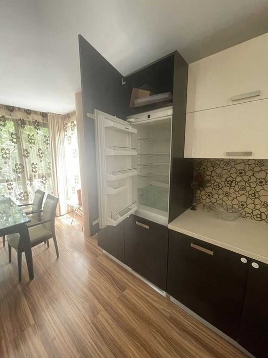 Дава се под наем Тристаен апартамент в Пловдив, Въстанически - 100 кв.м за 612 € - Снимка #5