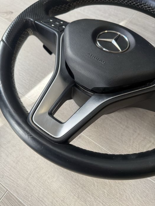 Волан Mercedes W212 W204 Мерцедес Е клас Ц Клас