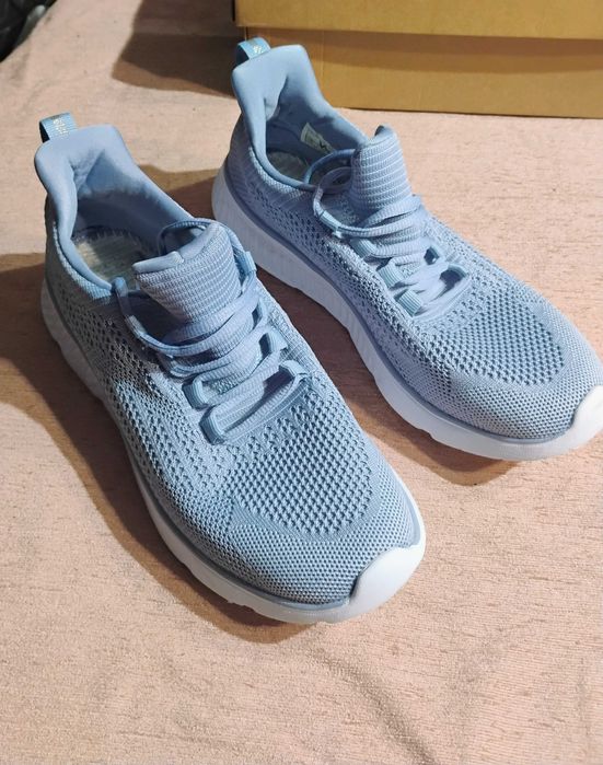Adidasi barbati confortabili