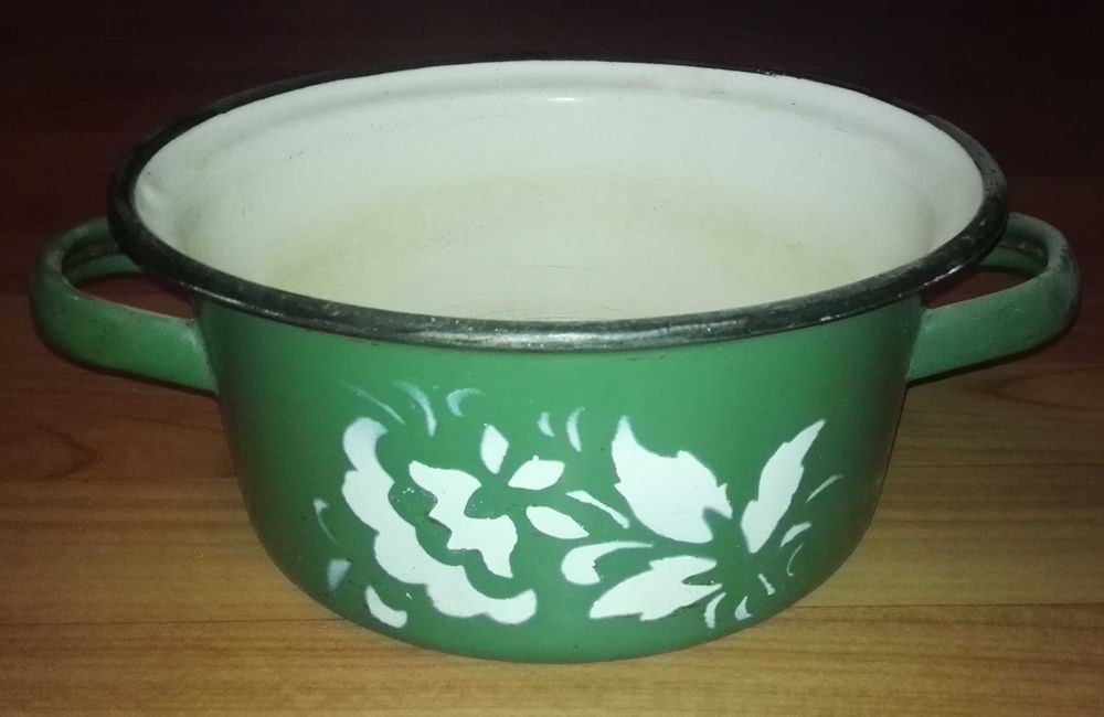 Эмалированная кастрюля 3 литра