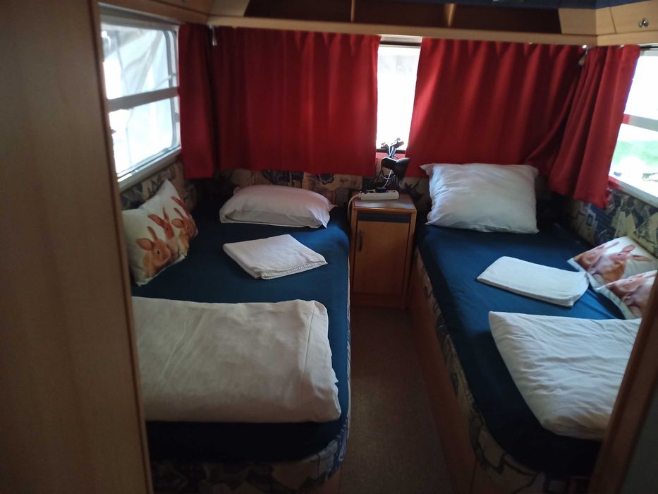 на  Каравана в КЪМПИНГ НЕСТИНАРКА, Царево, под наем