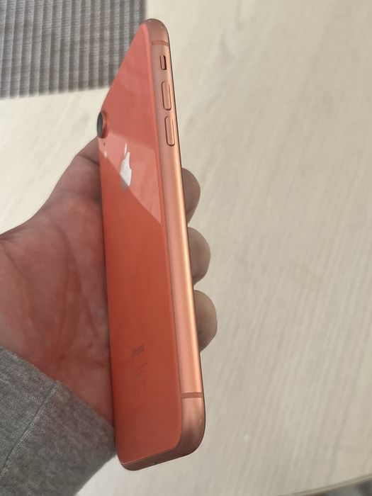 Iphone XR orange