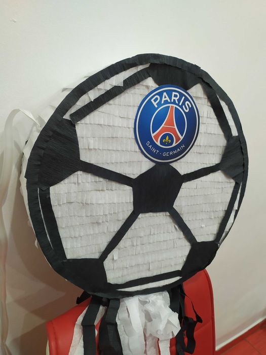 Minge de fotbal piñata