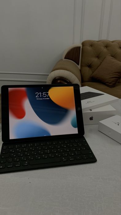 Ipad 9(2021года) с клавиатурой