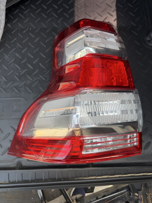 Задний стоп Toyota Land Cruiser Prado