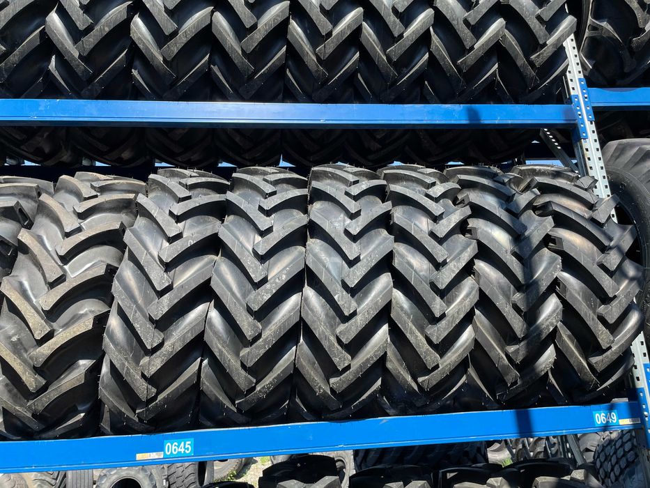 Marca TATKO 14.9-28 cu 8 pliuri pentru tractor spate anvelope noi