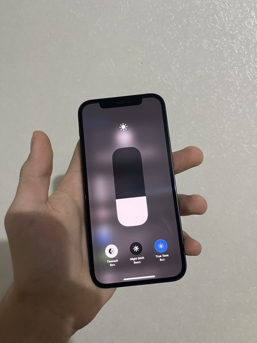 Продаётся iPhone 12, 128 ГБ