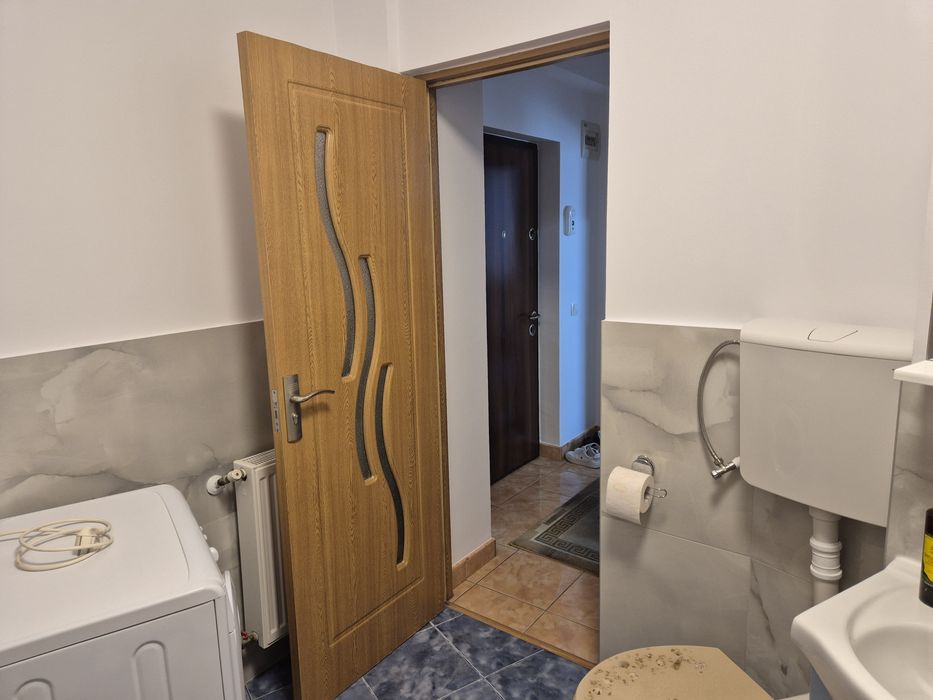 Garsoniera de închiriat