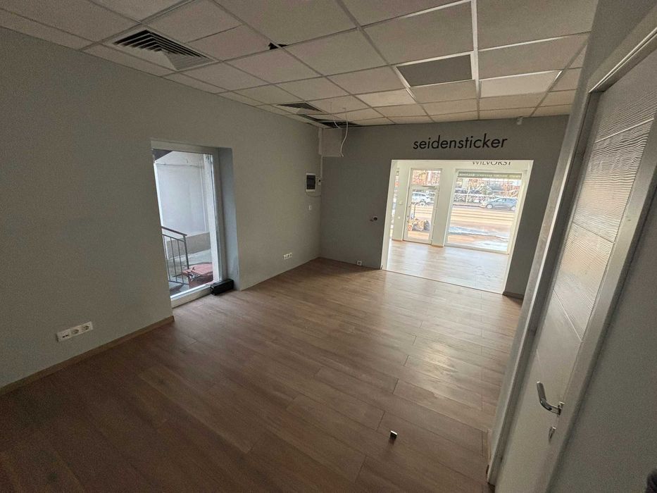 Spatiu comercial /showroom de inchiriat 7 noiembrie