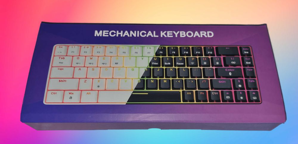 Tastatura mecanica RGB, bluetooth, nou
