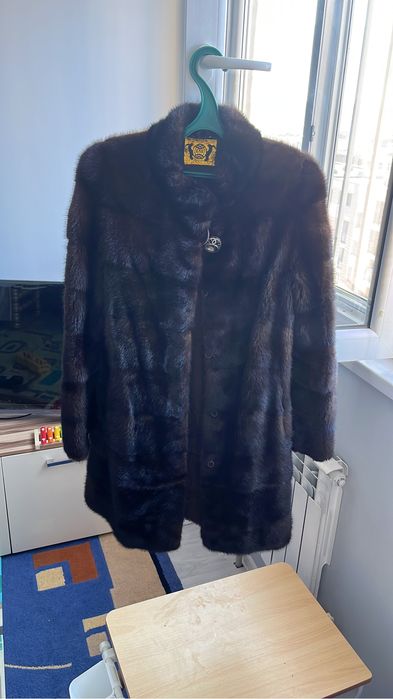 Срочно продам трансформер шубу за 100.000 тг .