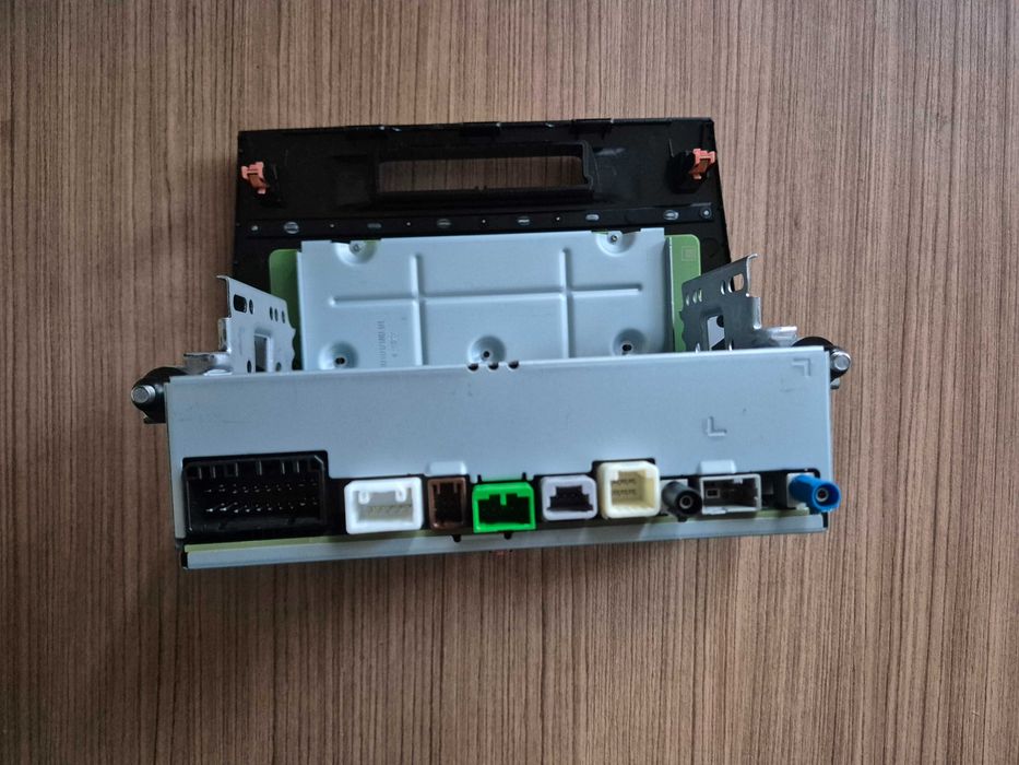 Sistem multimedia (Navigatie) Bosch pentru Suzuki Vitara + 4 difuzoare