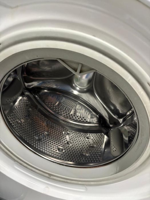 Продам стиральную машину