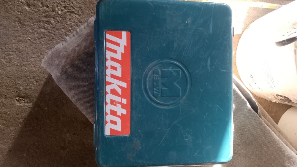 Макита перфоратор