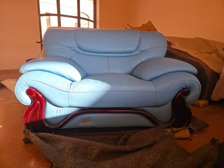 Продам Диван привозной