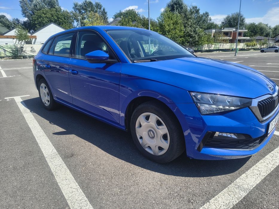Vând Skoda Scala