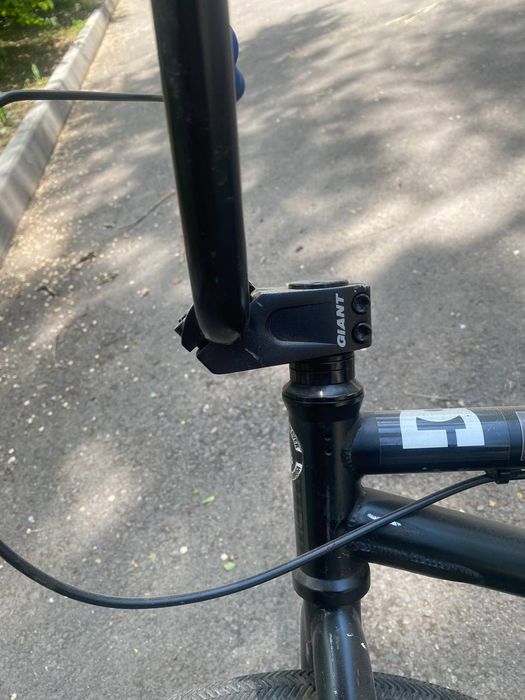 Bmx велосипед  giant продам