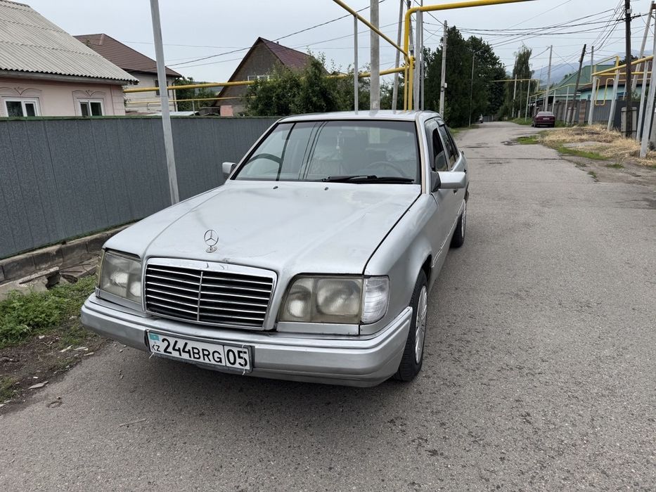 Мерседес 124 2.2