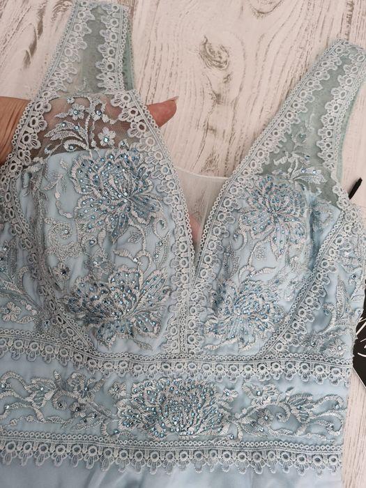 Rochie nou de ocazie
