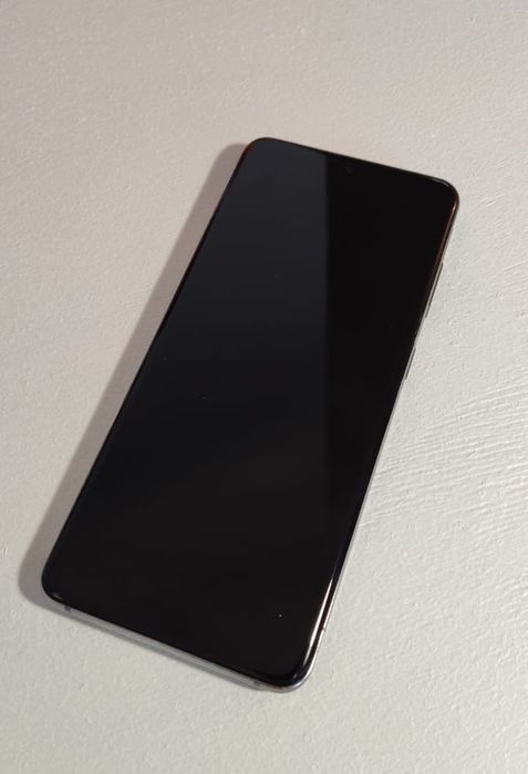 Samsung s20 в отличном состояний