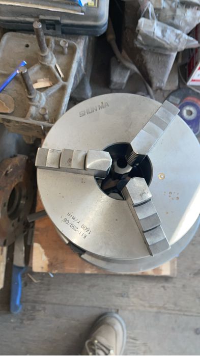 Патрон токарный. 250