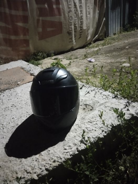 Шлем для мопед прадажа 12к торг есть