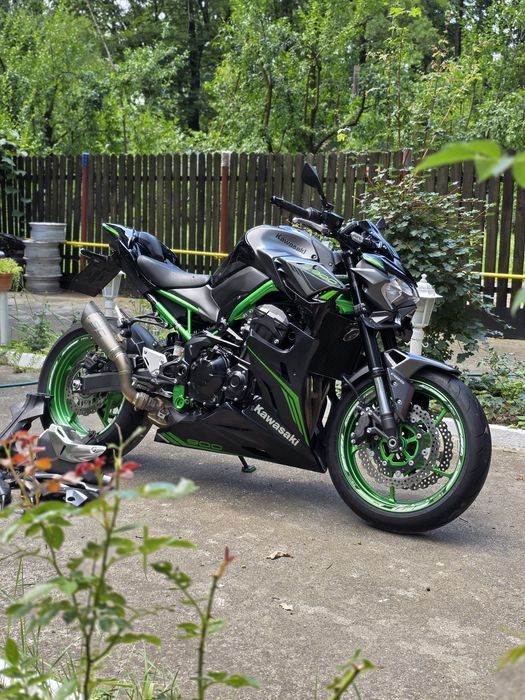 KAWASAKI Z900 2023 15000KM full accesorizat stare exceptionala