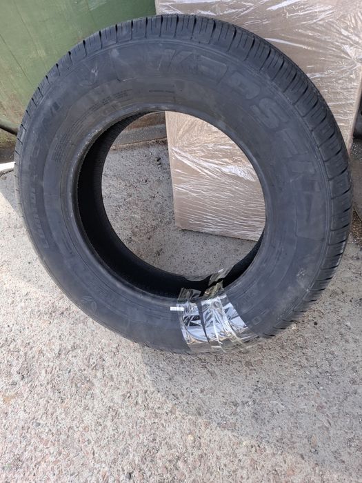 Продам новые шины 205 /70 /16