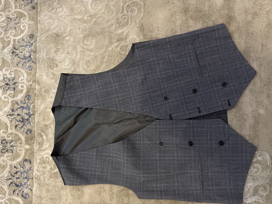 Костюм мужской.