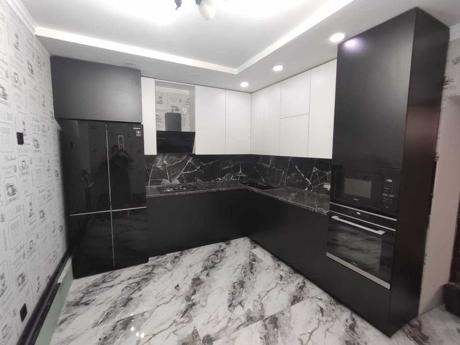 Кухонные гарнитуры на заказ.