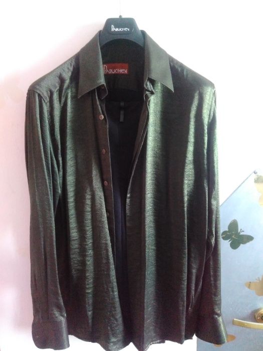 Мъжки костюм- чисто нов