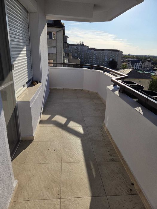 Apartament cu o camera de inchiriat
