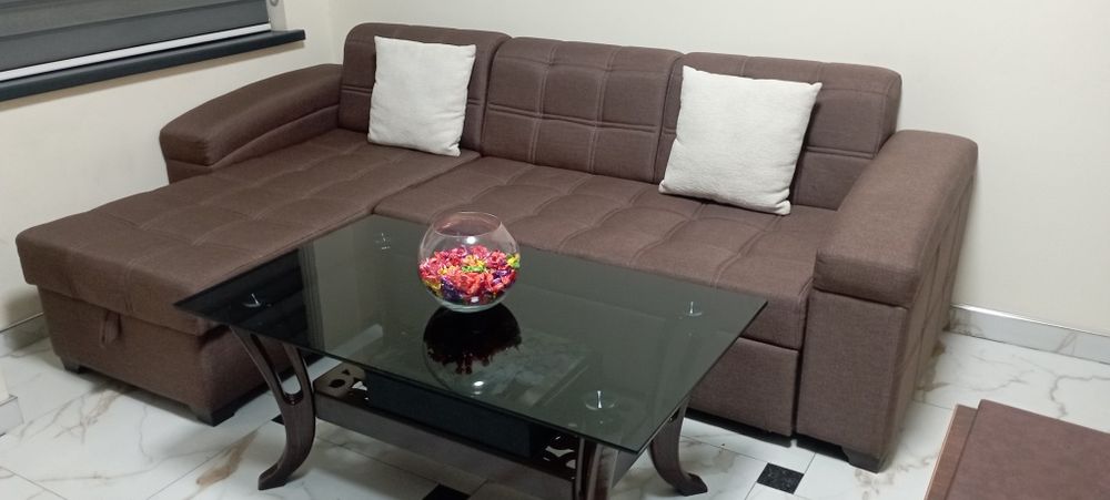 Ofisniy divan ochiladigan