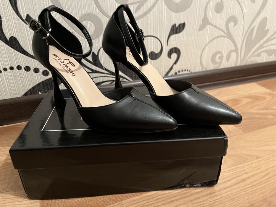 Продам красивые туфли