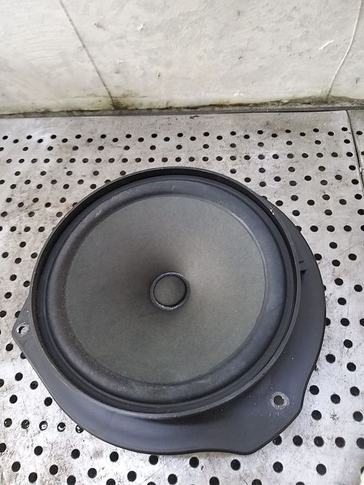 Boxa audio stanga fata mercedes c class w204 a2049062401