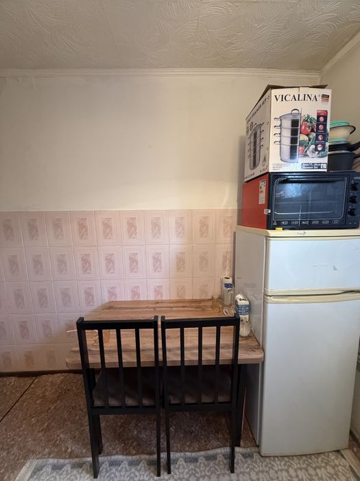 Продается в 7мкр 1ком кв на 5эт