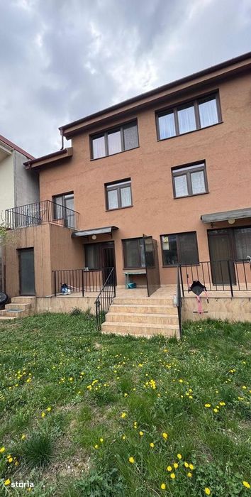 Apartament 3 cam de închiriat, cart. Rogerius