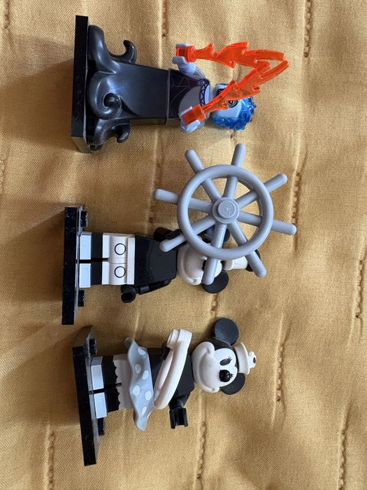 Lego Minifigure Disney Series 2
