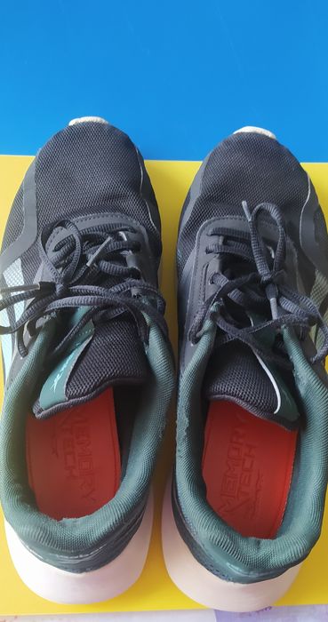 Кроссовки мужские