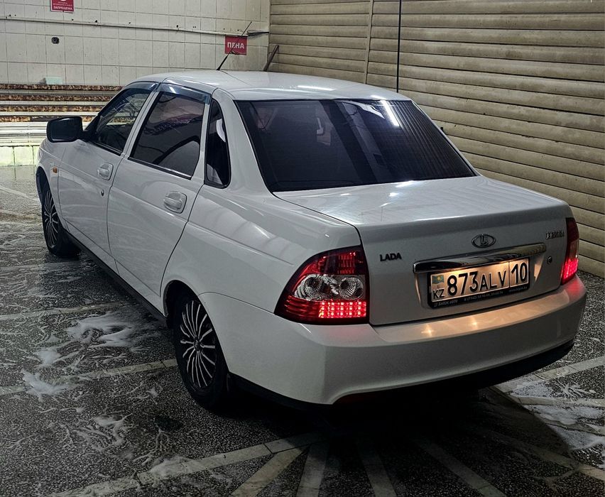 Продам 2ую приору 2014,1 хоз